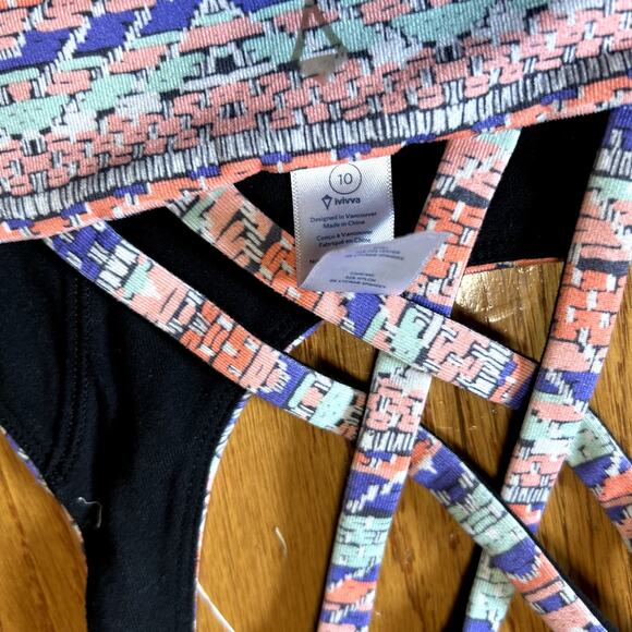 Ivivva by Lululemon Energy Strappy Sports Bra Girls Size 10 Unpadded Multi - Picture 2 of 4